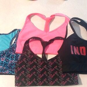 VS PINK SPORT BRAS